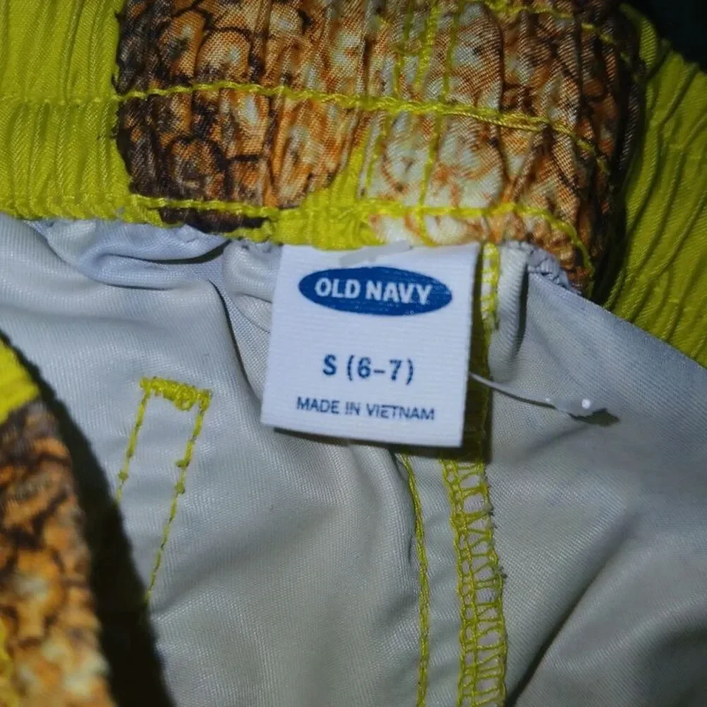 Old Navy Boys Pineapple Swim Trunks / Bathing Suit - Size 6-7